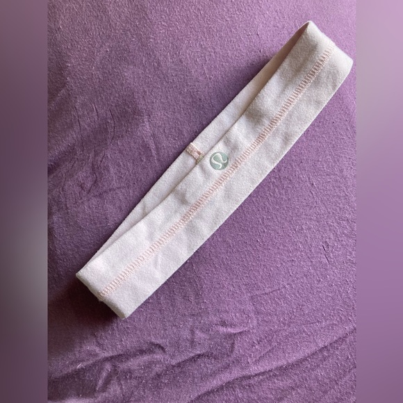 2 headbands - Picture 2 of 3